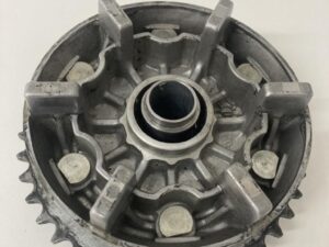 Suzuki GSX 1300 R Hayabusa (99-07) - Hátsó lánckerék agy