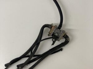 Suzuki GSF 1200S Bandit (96-00) - Kartergáz osztó