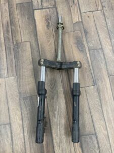 Kawasaki J300 (14- ) - Első lengéscsillapító szett