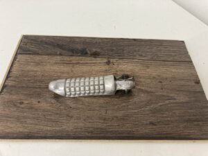 Suzuki GSF 600 Bandit (95-00) - Bal hátsó lábtartó