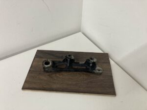 YAMAHA FJ 1200 (86-93) - Hátsó féknyeregtartó konzol