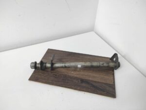 Suzuki GSF 650 Bandit (07-12) - Hátsó keréktengely