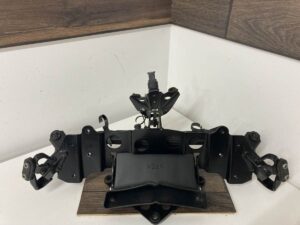 Yamaha FJR 1300 (06-12) - Fejidom tartó konzol (Sérült)