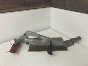 Honda NT 650 V DEAUVILLE (98-01) - Bal lábtartó konzol szett (első taposó nélkül)