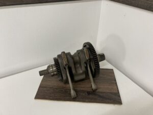 Suzuki An 650 Burgman (02-12) - Főtengely (Fekete csapágy)