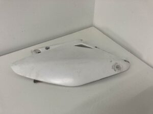 HM CRE 50 (05-09) - Jobb hátsó idom